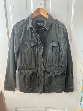 Women's Military-Style Green Utility Jacket